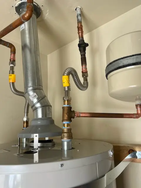 Water heater installation and plumbing repair in Meadowood
